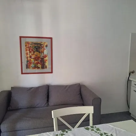 Salvia Ii Apartman Pavicini